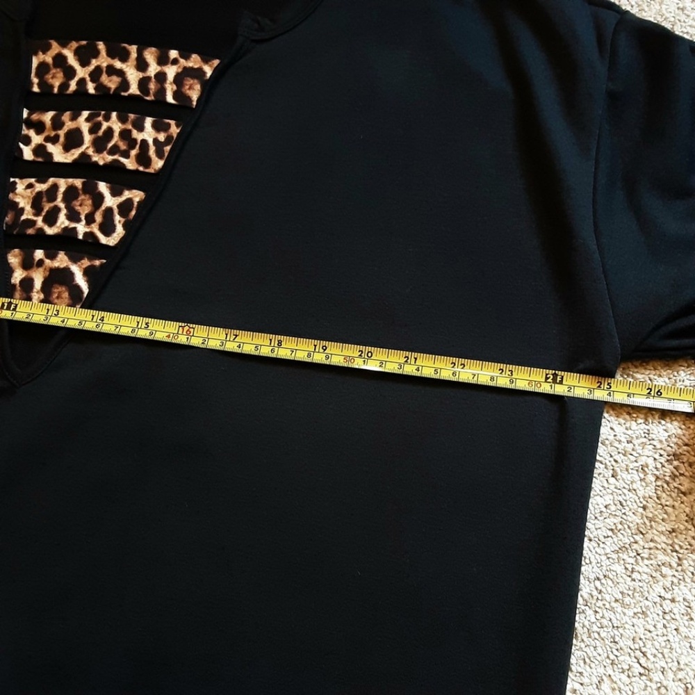 BiBi Long Sleeve Jersey Knit Top Black, Leopard Trim V-neck Size M - NWT - Picture 6 of 10